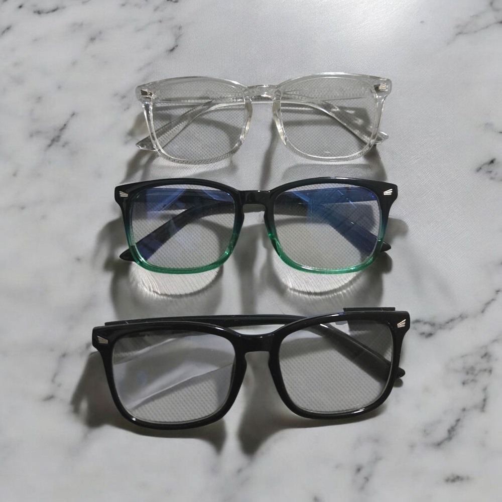 Stylish Clear and Black Frame Glasses Set